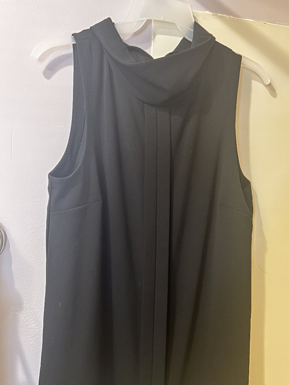 BANANA REPUBLIC Drapey Cowl-Neck, Front Pleat Tank Top, Black, Size L, $98 New
